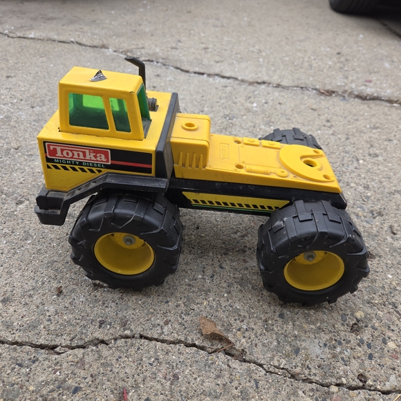 Tonka Other - Vintage Tonka Mighty Diesel Tractor Truck For Lowboy Trailer